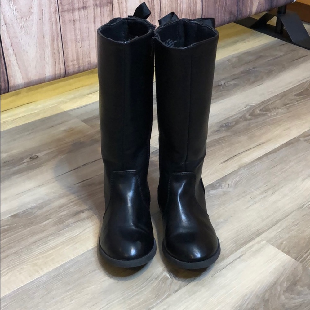 Chloe & Edie black riding boots w/back now